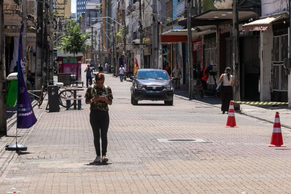 Rua da Imperatriz segue sem circulação de veículos autorizada pela CTTU  (Foto: Rafael Vieira / DP Fotos)