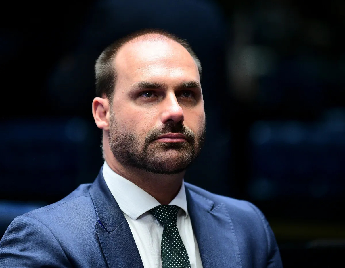 Sem provas, Eduardo Bolsonaro acusa fraude e pede que comunidade internacional n&atilde;o reconhe&ccedil;a vit&oacute;ria de Lula - Foto: Pedro Fran&ccedil;a/Ag&ecirc;ncia Senado