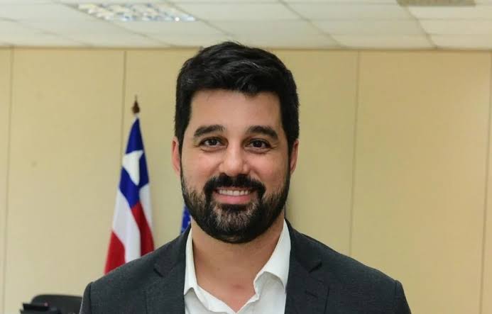 TRE-BA revoga pris&atilde;o de secret&aacute;rio de Salvador, mas mant&eacute;m investiga&ccedil;&atilde;o sobre &ocirc;nibus - Reprodu&ccedil;&atilde;o