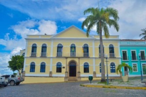 A Prefeitura de Olinda transferiu o feriado do Dia do Servidor P&uacute;blico, celebrado em 28 de outubro, para esta sexta-feira (30)