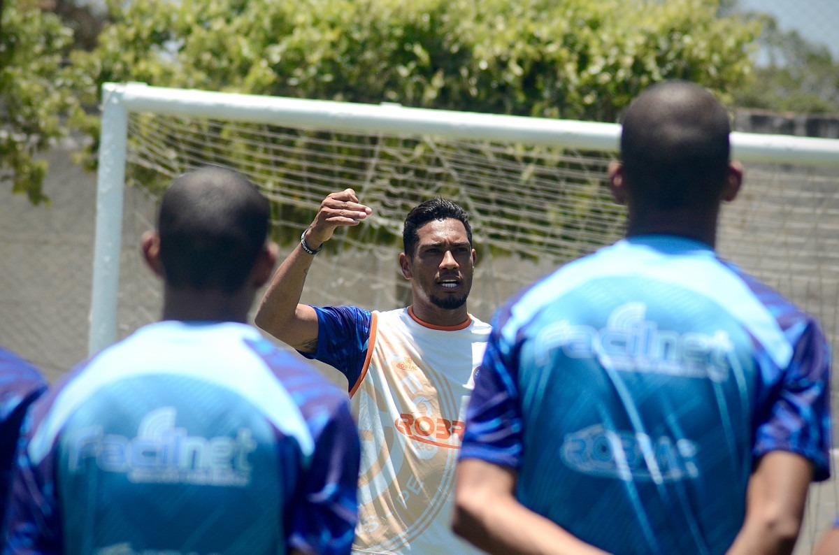 Hernane Brocador durante treino do Facilnet/Ian Souza/Facilnet