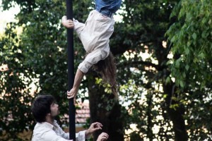 "Isla of Flightless Birds" estreia no Recife com uma apresenta&ccedil;&atilde;o em mastro chin&ecirc;s