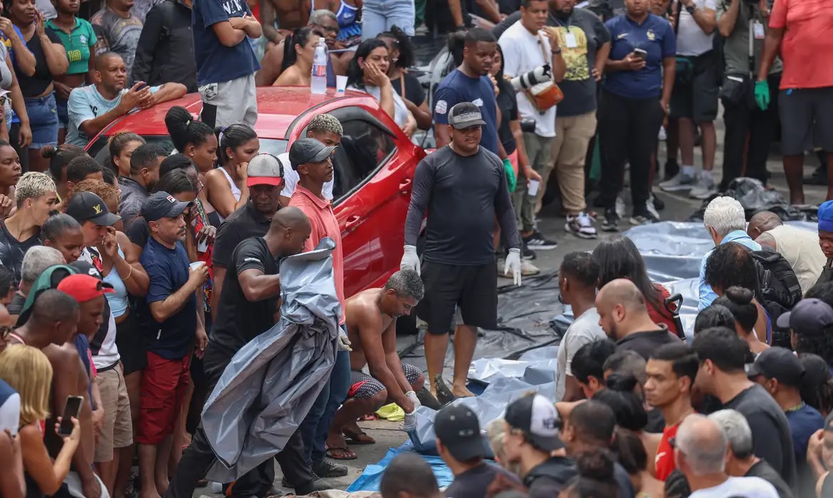 Opera&ccedil;&atilde;o Conten&ccedil;&atilde;o deixou 122 pessoas mortos, sendo cinco policiais e 117 n&atilde;o policiais, nos complexos da Penha e do Alem&atilde;o, no Rio/Tomaz Silva/Ag&ecirc;ncia Brasil