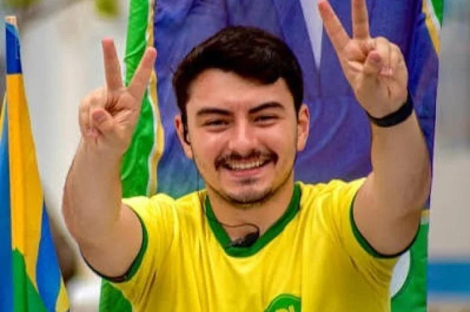 Gustavo Schiphorst, assessor do vereador Jair Renan, é acusado de agredir um primo em uma discussão que teria motivações políticas/Reprodução /Instagram/ Gustavo Schiphorst