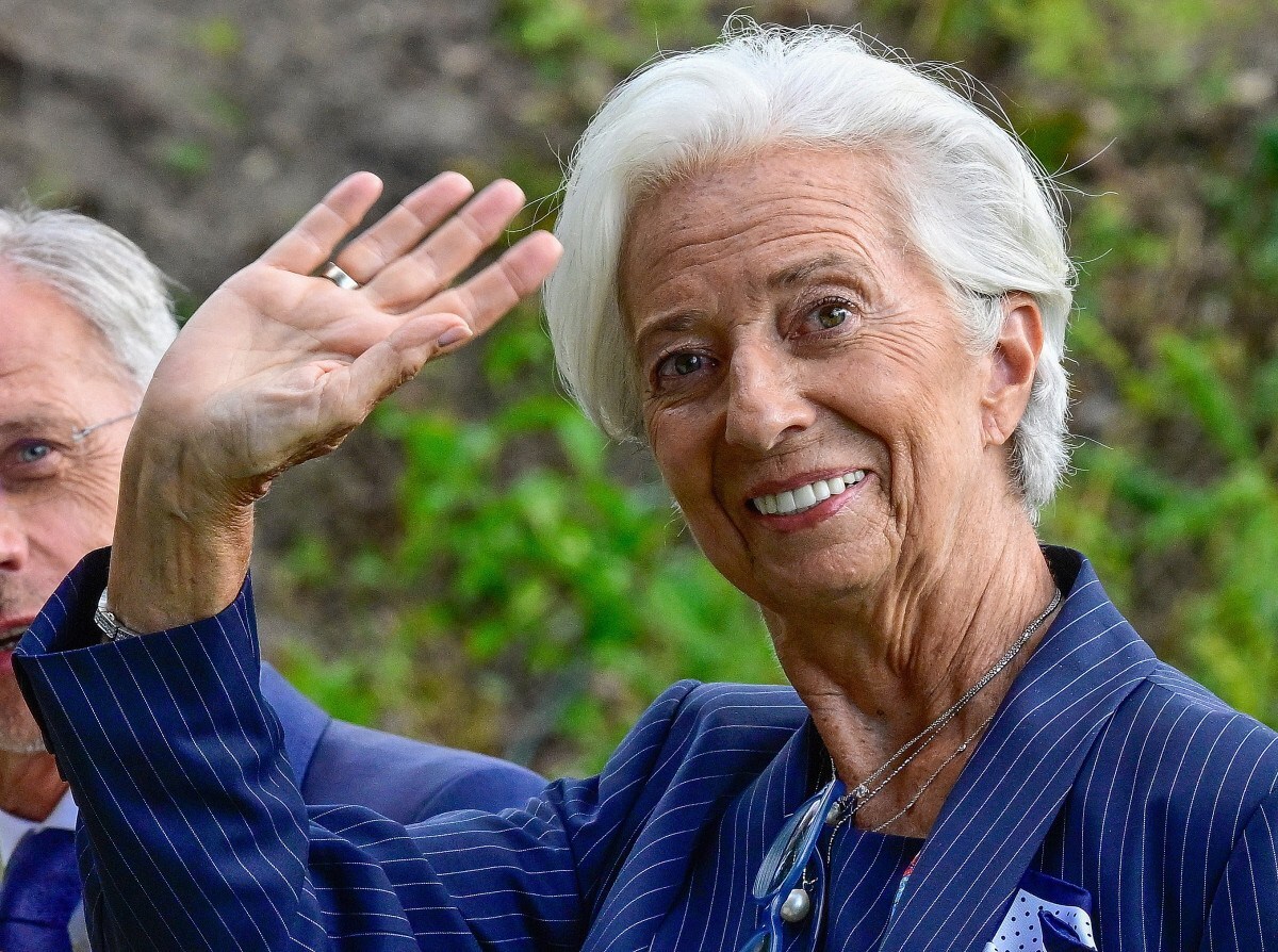 Christine Lagarde deixar&aacute; a presid&ecirc;ncia do BCE em fevereiro de 2027 -  John Macdougall/AFP