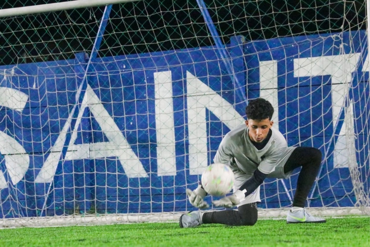 Matheus Guerra, goleiro de 16 anos. (Foto: Wesllly Gomes/DP foto)