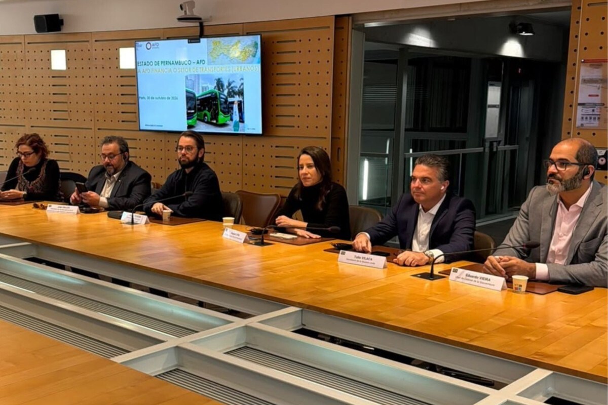 Governadora Raquel Lyra durante agenda institucional em Paris/Foto: Divulgação