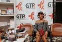 Paolla tem encontrado assist&ecirc;ncia na ong GTP+, no Centro do Recife - Karol Rodrigues/DP Foto