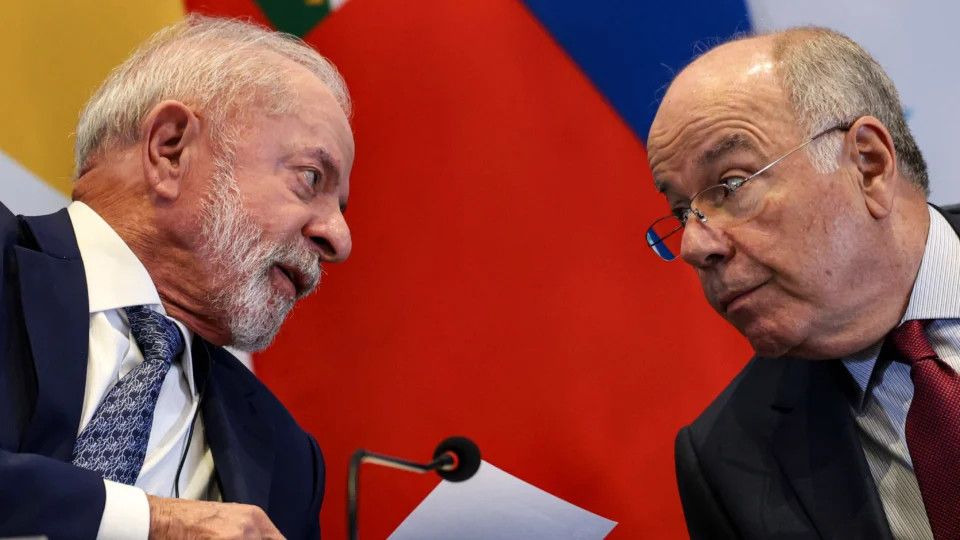 Na avaliação do Itamaraty, Lula deve ignorar a fuga de Flávio e deixar esse assunto para a esfera judicial/Marcelo Camargo /Agência Brasil