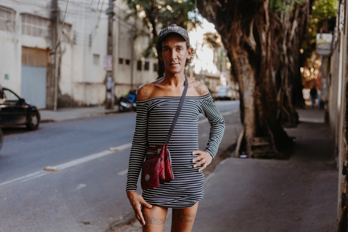 Paolla tem encontrado assistência na ong GTP+, no Centro do Recife (Karol Rodrigues/DP Foto)