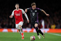 Bayern de Munique x Arsenal: Veja hor�rio, escala��es e onde assistir jogo pela Champions League (ADRIAN DENNIS / AFP)