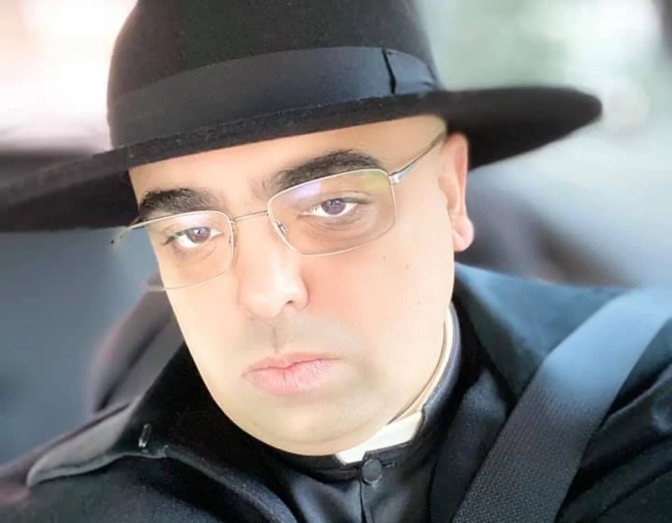 Padre Jos Eduardo de Oliveira e Silva, da Parquia So Domingos, na cidade de Osasco (foto: Reproduo/Redes sociais)