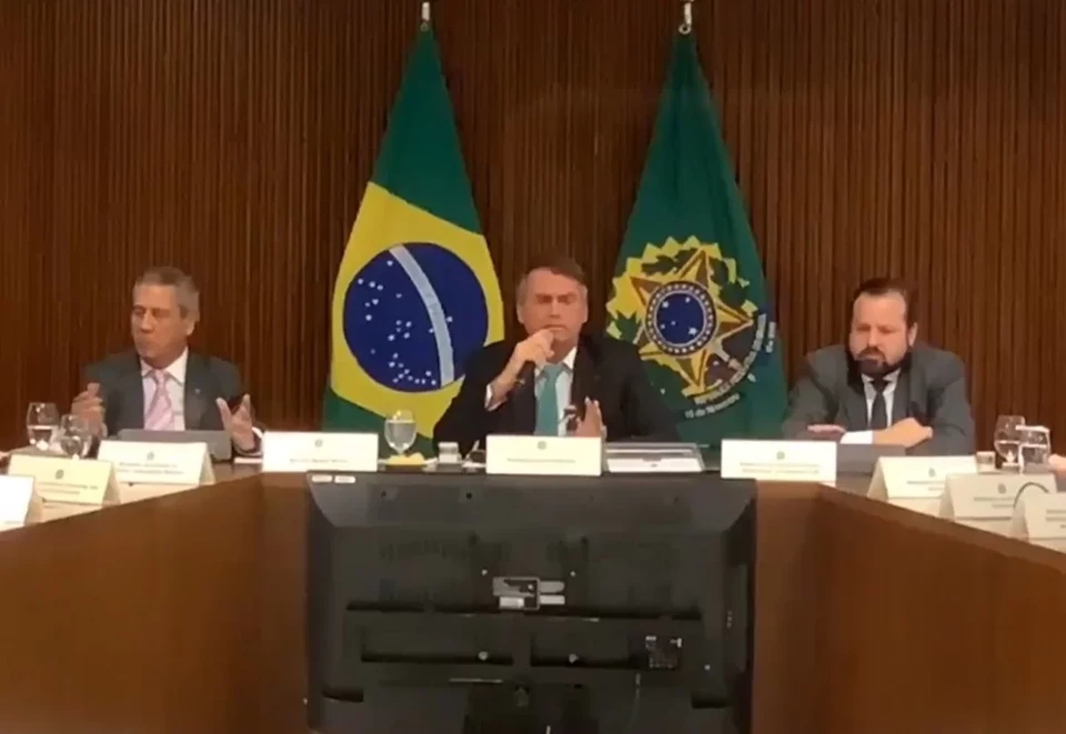 Vdeo da reunio estava em um computador apreendido na residncia de Mauro Cid  (foto: Reproduo/ PF)