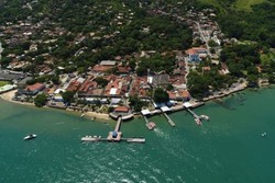 Pescador morre e outros 2 esto desaparecidos aps barco virar em SP (Foto: Divulgao/Prefeitura de Ilhabela
)