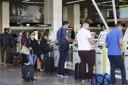 Senado aprova iseno de visto a turistas dos EUA, Austrlia e Canad (Foto: Jos Cruz/Agncia Brasil)