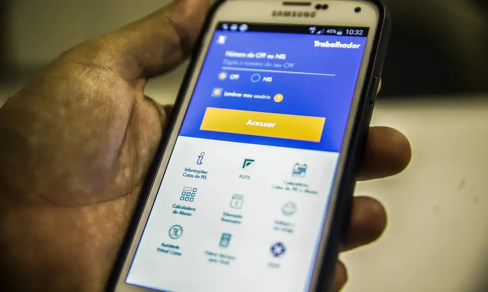 Para ter acesso ao recurso,  preciso ter saldo na conta do FGTS (foto: Marcelo Camargo/Agncia Brasil)
