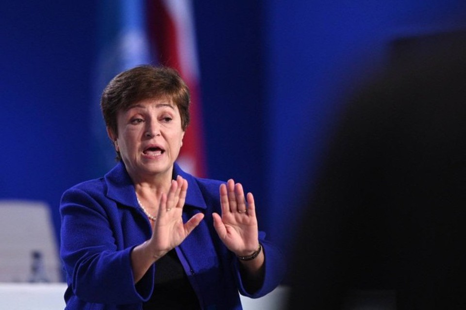 Para Kristalina Georgieva, trazer inflao de volta  meta  de especial importncia para pases de baixa renda atingidos de forma desproporcional pela alta dos preos  (foto: Daniel LEAL / AFP)