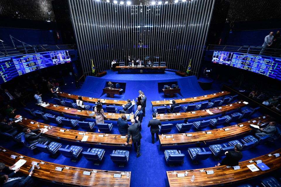Texto segue para promulgao pelo Congresso Nacional (foto: Edilson Rodrigues/Agncia Senado)