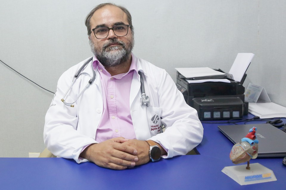 Ainda segundo o especialista, a maioria dos pacientes no vo apresentar sintomas ou apresentaro sintomas leves (Rafael Vieira/DP)