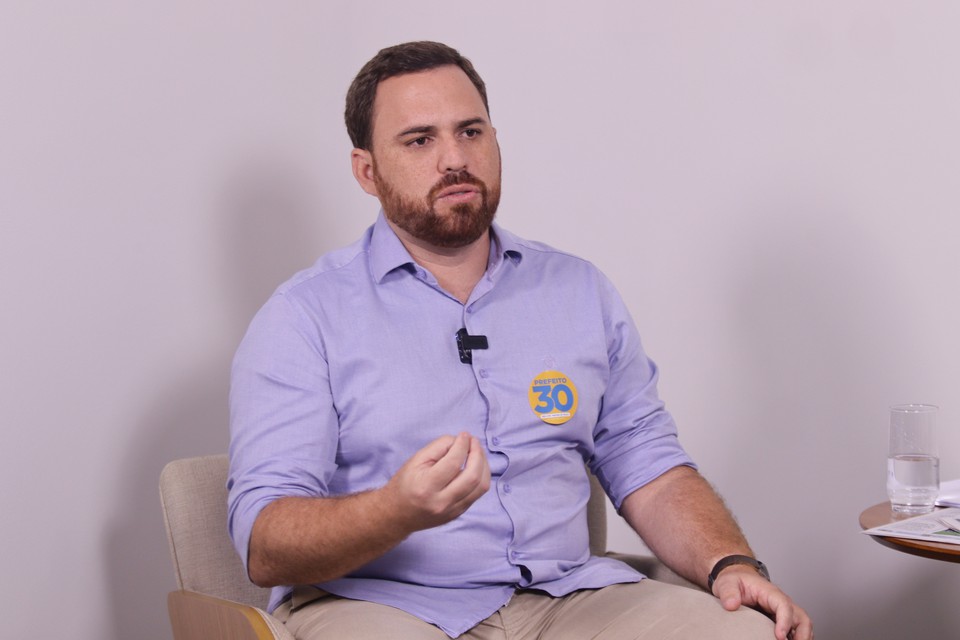 Tecio Teles (Novo) foi primeiro sabatinado pelo Diario de Pernambuco e Rdio Clube AM (Priscilla Melo/DP Foto)