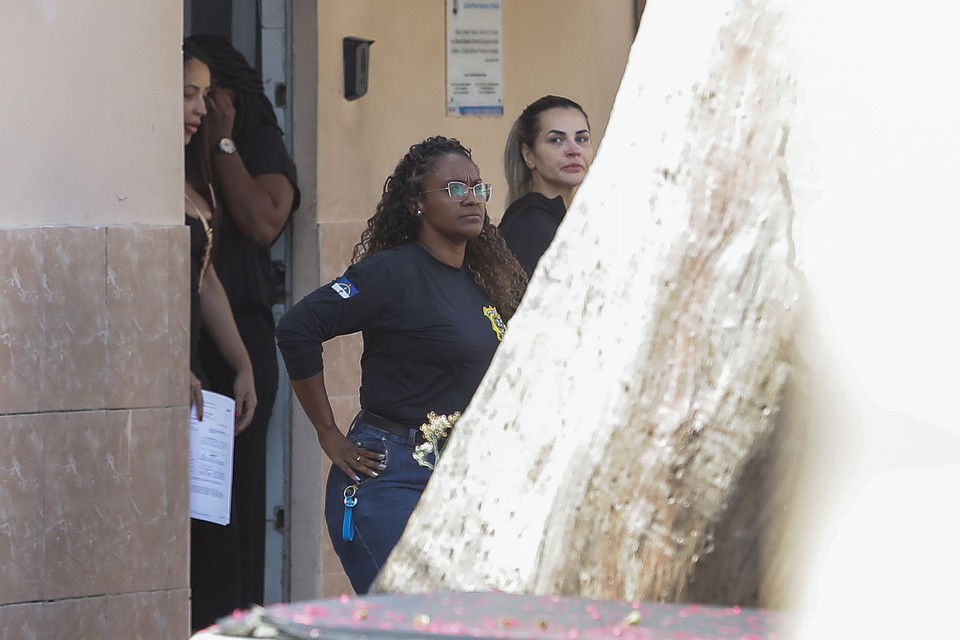 Deolane  me de trs filhos: um de 20 anos, outro de 18 e uma menina de 7 (Foto: Rafael Vieira/DP Foto)