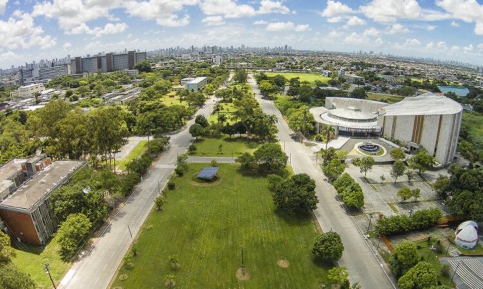 Os estudantes selecionados receberão uma bolsa de R$ 620 por seis meses. (Foto: Divulgação/UFPE)