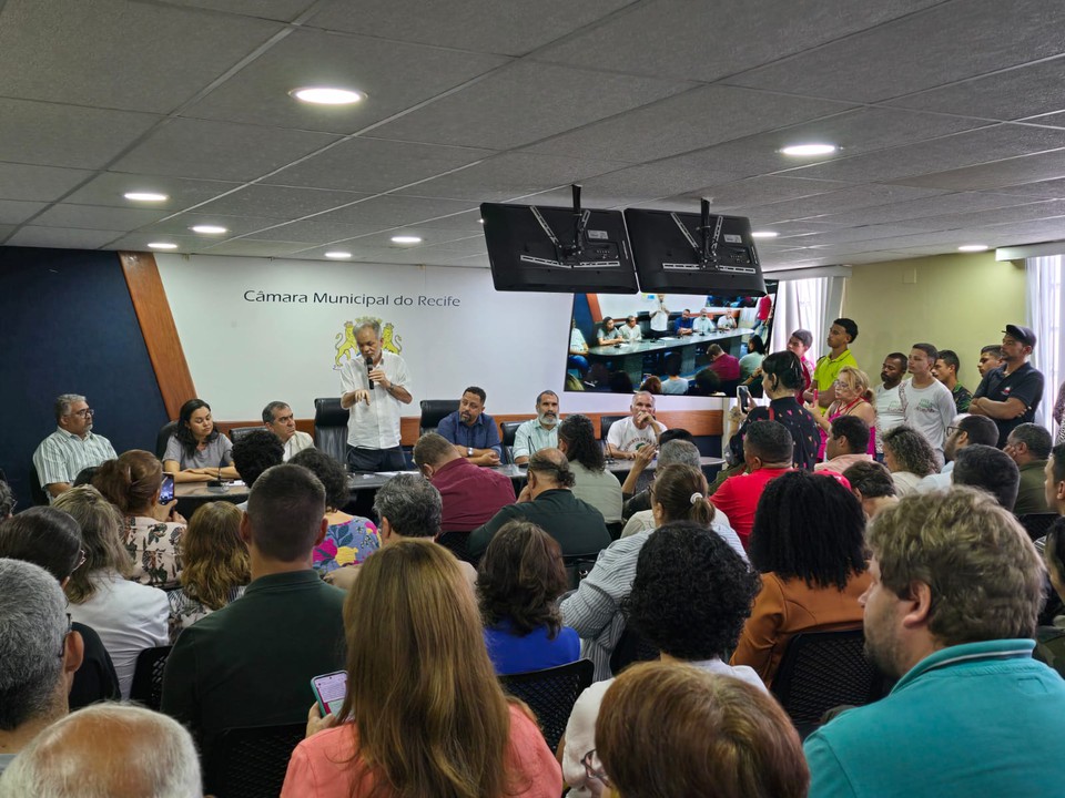 Evento aconteceu nesta segunda (11), na Cmara do Recife  (Foto: Prefeitura do Recife)