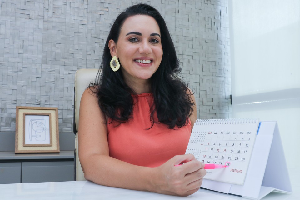Carolina Coelho  uma das pessoas que nasceram em 29 de fevereiro (Foto: Sandy James/DP)