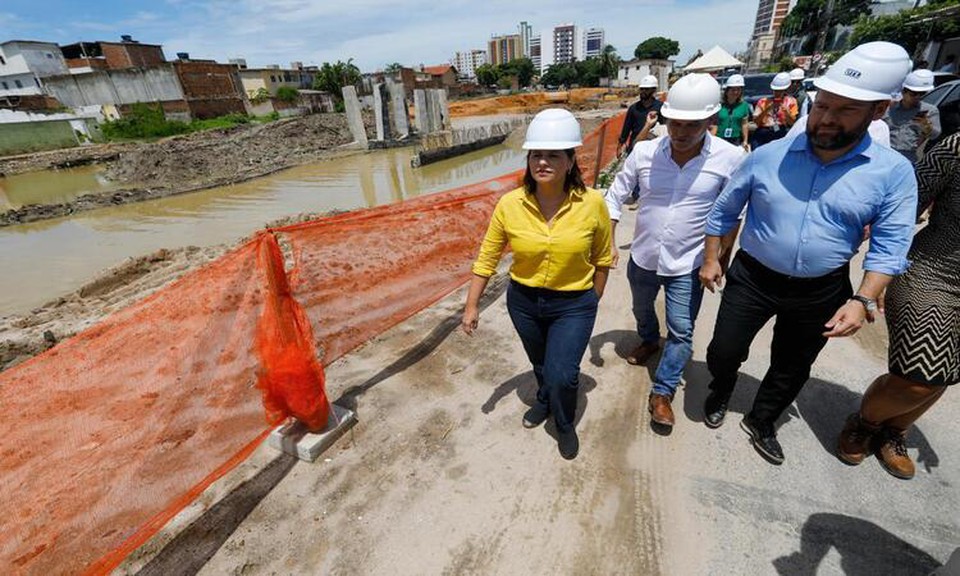 Durante a ao foi informada a realizao de um mutiro de limpeza, em parceria com a Prefeitura de Olinda (Foto: Miva Filho/Secom)