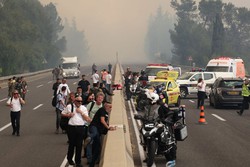 Jerusalm emite alerta mximo por incndios devastadores  (Foto: Ahmad GHARABLI / AFP)