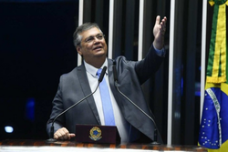 Flavio Dino toma posse no cargo de ministro do Supremo Tribunal Federal (crédito: Marcos Oliveira/Agência Senado)
