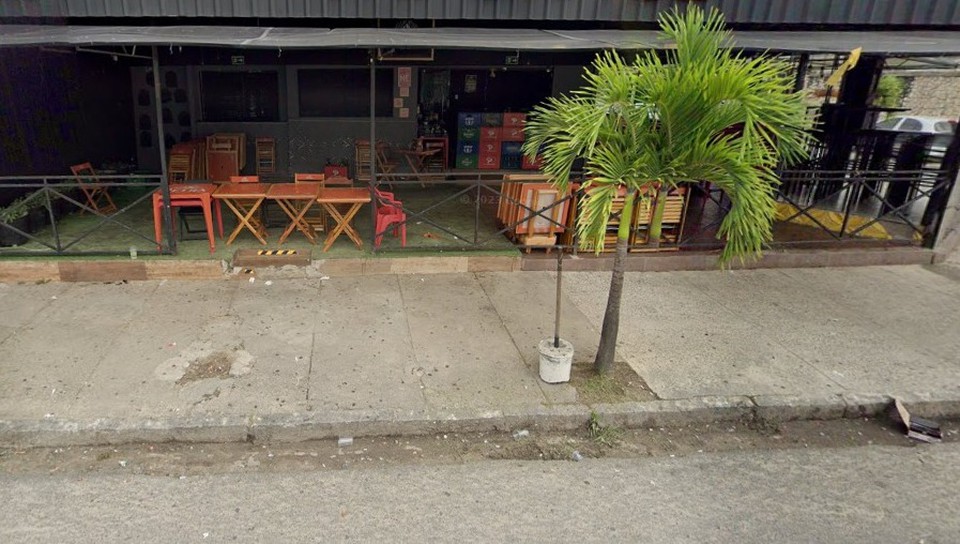 Força-Tarefa do DHPP registrou troca de tiros em bar (Foto: Street View) Força-Tarefa do DHPP registrou troca de tiros em bar (Foto: Street View)