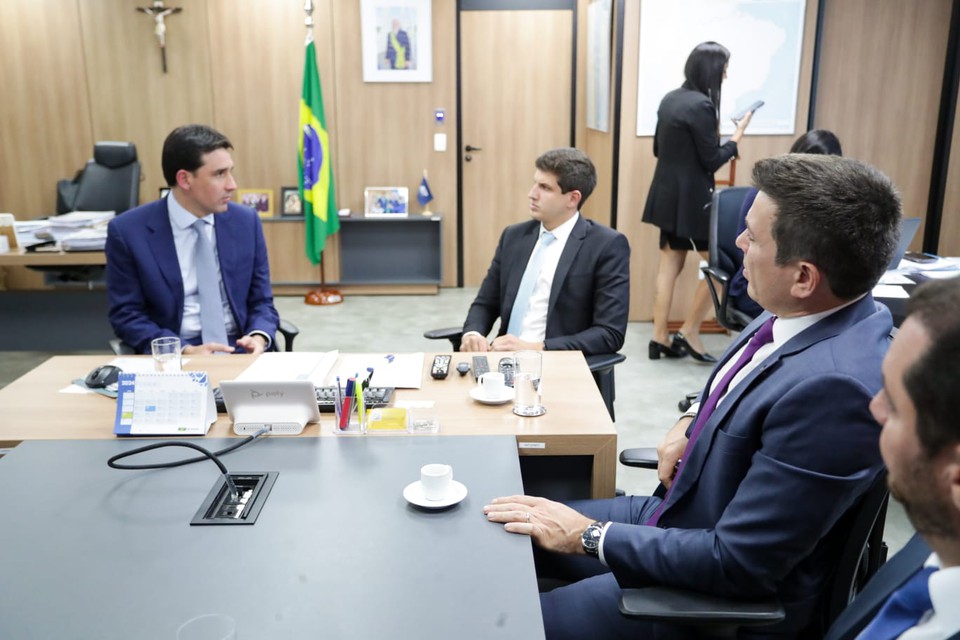 Prefeito Joo Campos e ministro Slvio Costa Filho se reuniram em Braslia  (Foto/ Divulgao)