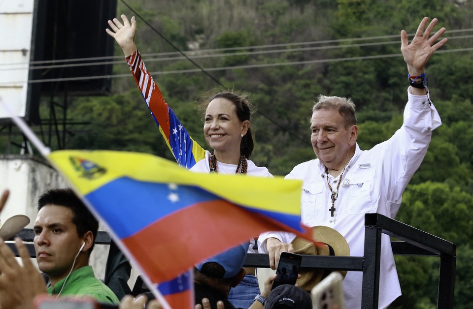 Lder opositora venezuelana, Mara Corina Machado  (foto: Juan Carlos HERNANDEZ / AFP)