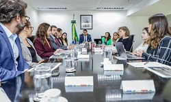 AGU quer acordo com plataformas para combater fake news sobre Rio Grande do Sul (foto: AGU/Divulgao )