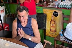 Morre Seu Vital, guardio da bodega que virou patrimnio cultural do Recife (Foto: Reproduo/Instagram)
