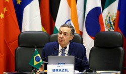 Ministro Lus Roberto Barroso participou da cerimnia de abertura da J20