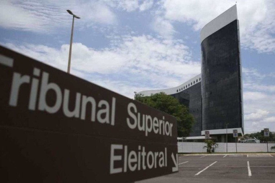 
Os vereadores contam com o maior nmero de denncias, com 3089, seguido de candidatos a prefeitura com 1759, e por ltimo os candidatos a vice-prefeito com 34 (foto: Jos Cruz/Agncia Brasil)