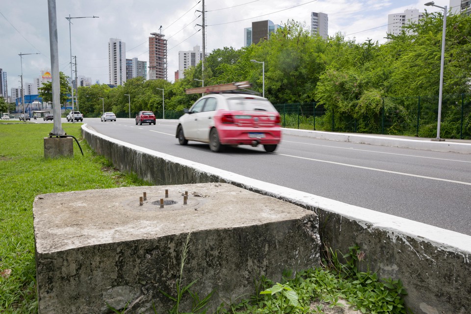 Ausncia dos radares pode aumentar nmero de imprudncias no trnsito (Foto: Rmulo Chico/DP)