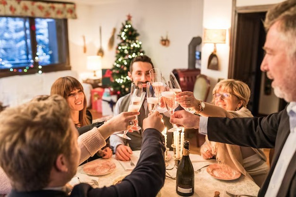 Mdica recomenda cuidado com alimentao e excesso de bebidas (foto: Freepik)