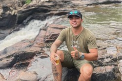 ''Estou desolada'', diz esposa de homem morto com tiro na cabea no Cabo (Foto: Reproduo/Redes sociais)