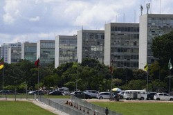 Ministros que serão candidatos nas eleições têm de deixar cargo até 1º de abril (Marcos de Oliveira/ Agencia Senado/reprodução)