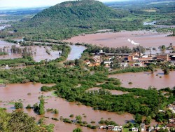 RS: dique ameaa romper e populao  orientada a deixar o local (Foto: Divulgao/Servio Geolgico do Brasil
)