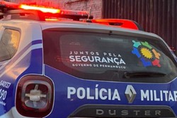 Filho salva a me que estava sendo estrangulada pelo companheiro  (Divulgao/PMPE)