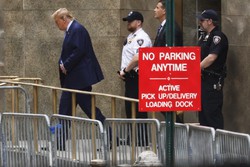 Ex-advogado de Trump depe em julgamento do ex-presidente dos Estados Unidos  (foto: Michael M. Santiago / GETTY IMAGES NORTH AMERICA / Getty Images via AFP)