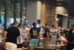 Na véspera da final do Nordestão, vândalos tentam agredir torcedores do Ceará em bar no Recife; veja vídeos  (Reprodução )