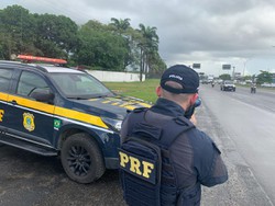 Motos so alvo principal de operao nacional da PRF em estradas que cortam o Recife  (Foto: PRF)