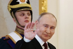 Putin toma posse em seu quinto mandato presidencial (Foto: VYACHESLAV PROKOFYEV / POOL / AFP
)
