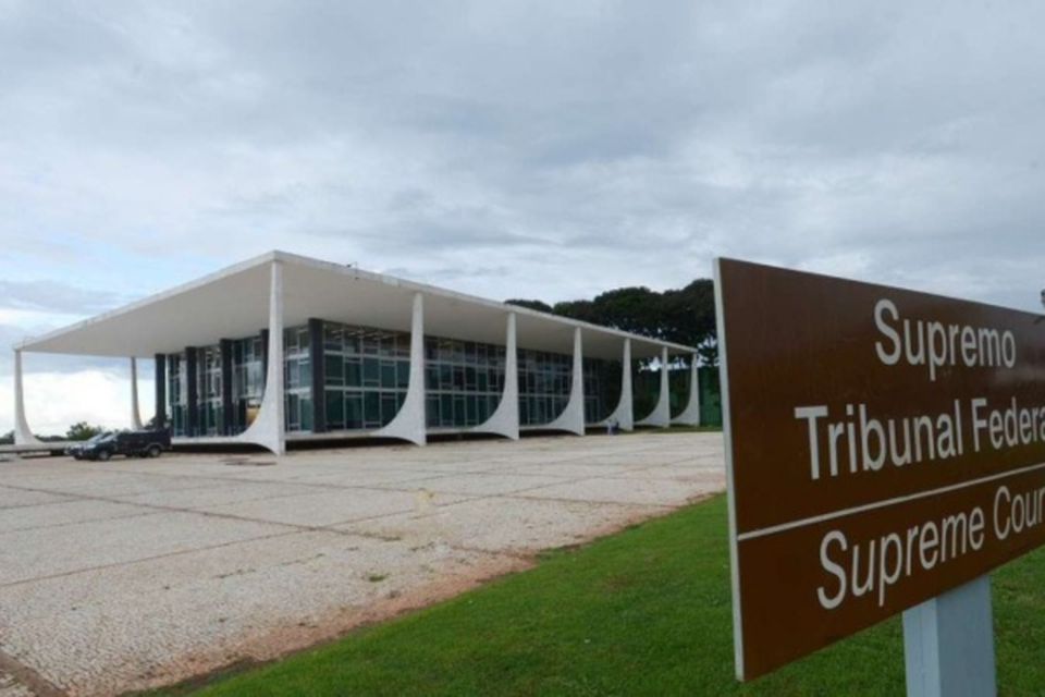 Pela regra atual, o processo contra autoridades  julgado pelo STF se o crime tiver sido cometido no exerccio do cargo e tenha relao com a funo ocupada
 (crdito: Ed Alves/CB/DA.Press)