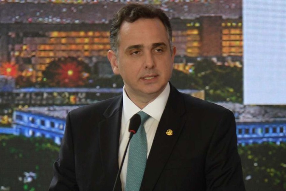 
Pacheco fez questo de afirmar a posio do Congresso Nacional contrria  reonerao da folha (foto: Ed Alves/CB/D.A Press)